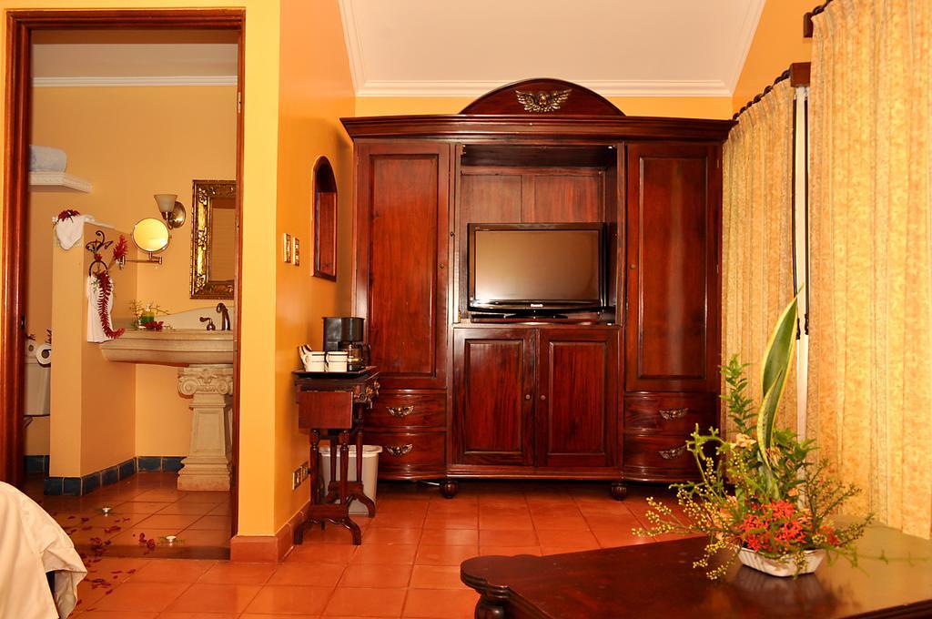 Hotel Cuna Del Angel Dominical Εξωτερικό φωτογραφία